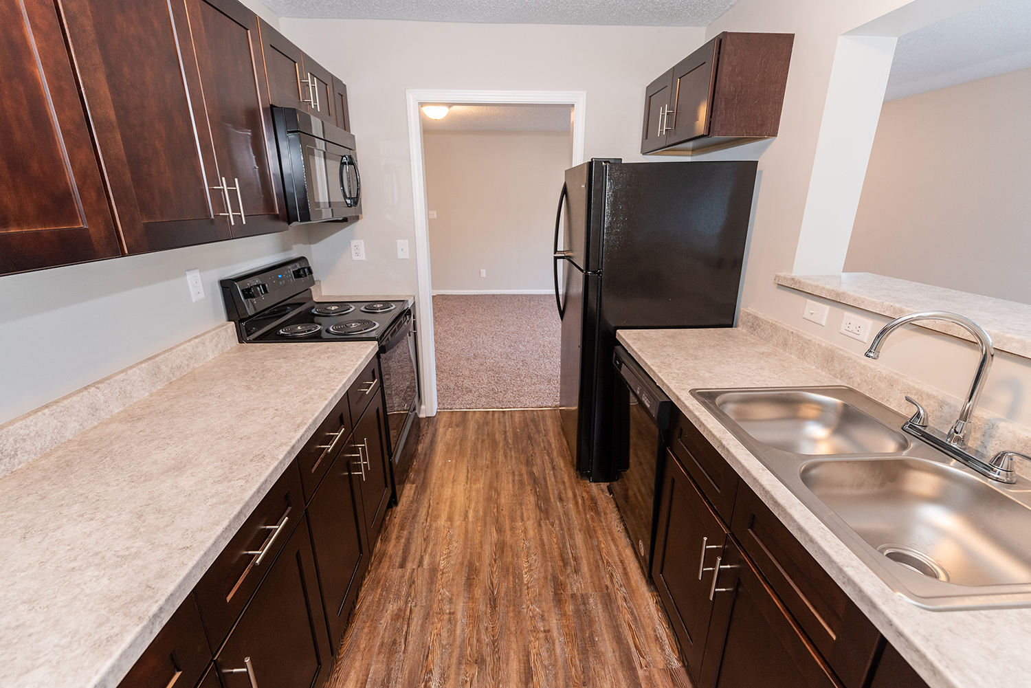 The Gates at South Bend The Multifamily Advisory Group at Cushman